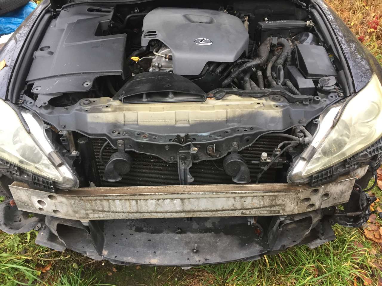 zestaw czesci na palecie