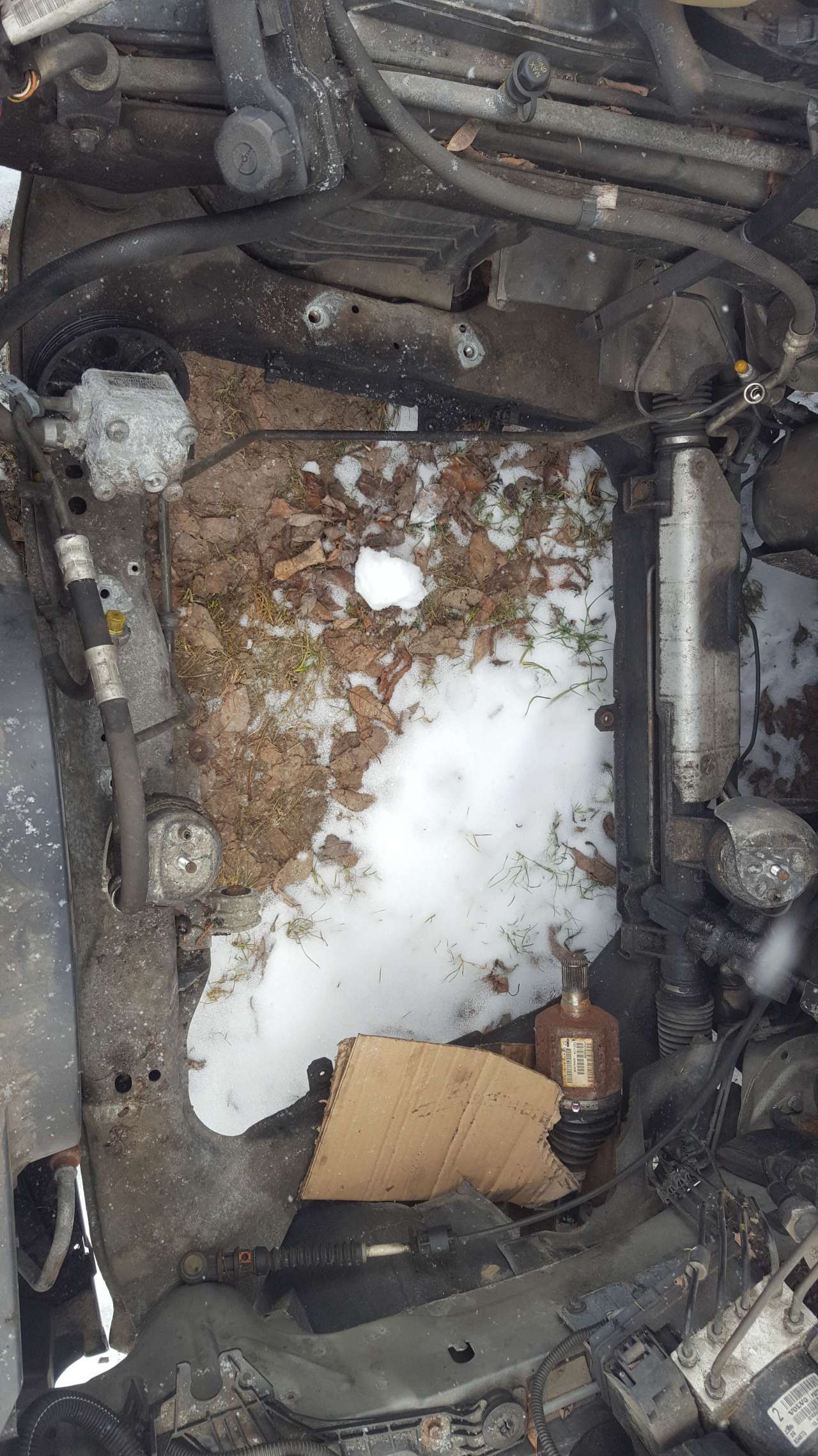 maska i pas przedni volvo